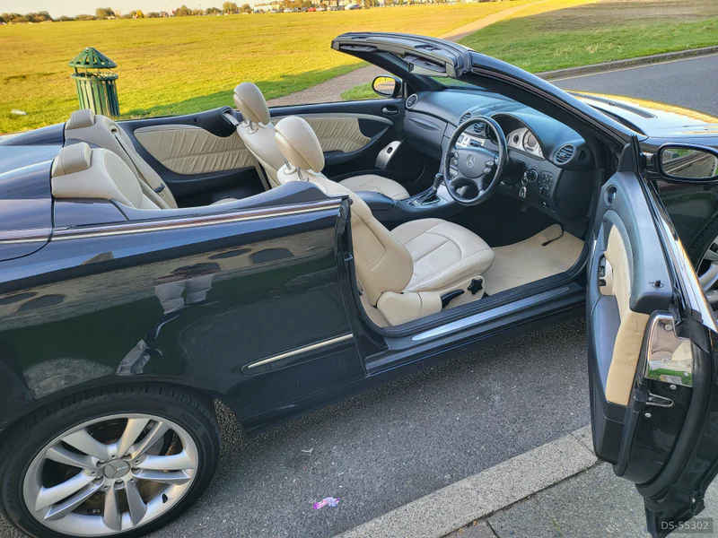 2006 Mercedes-Benz Clk 280 in London 10