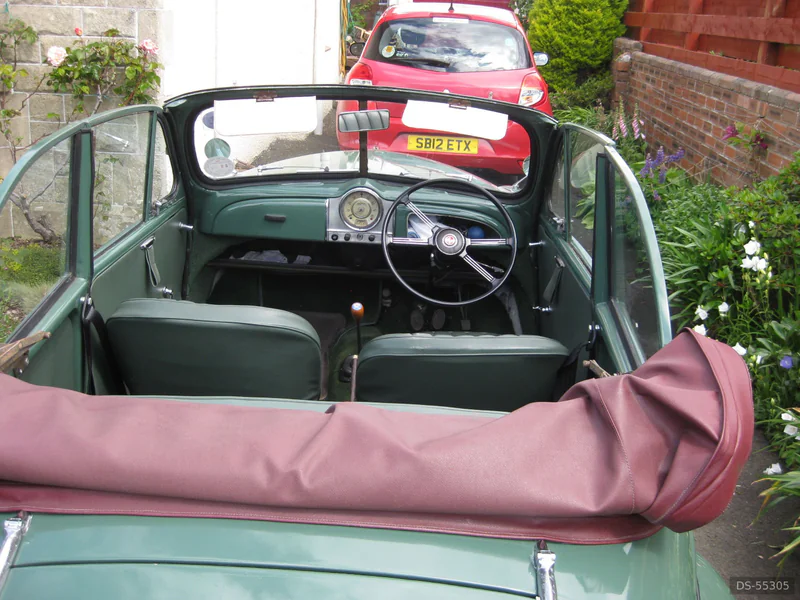 1956 Morris Minor Convertible in Ayr 9