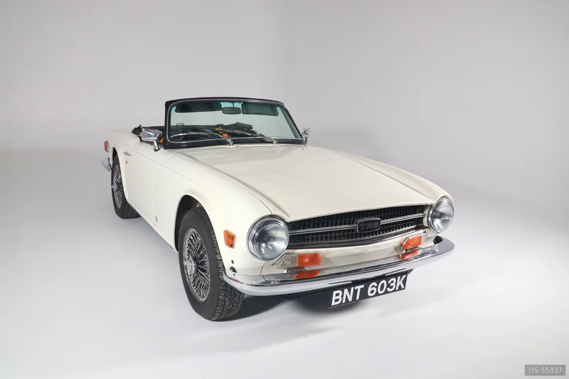 1972 Triumph Tr6 in Cirencester 2
