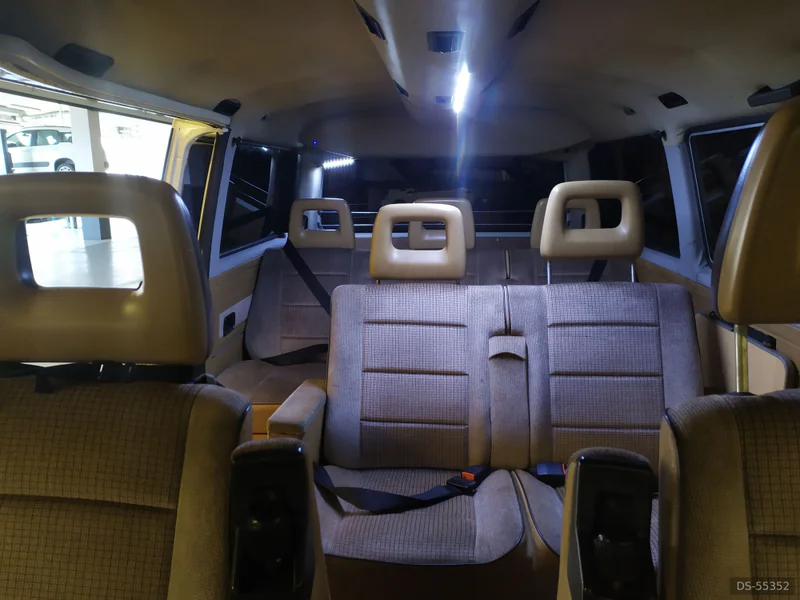 1989 Volkswagen Transporter T3 Caravelle in Vic 4
