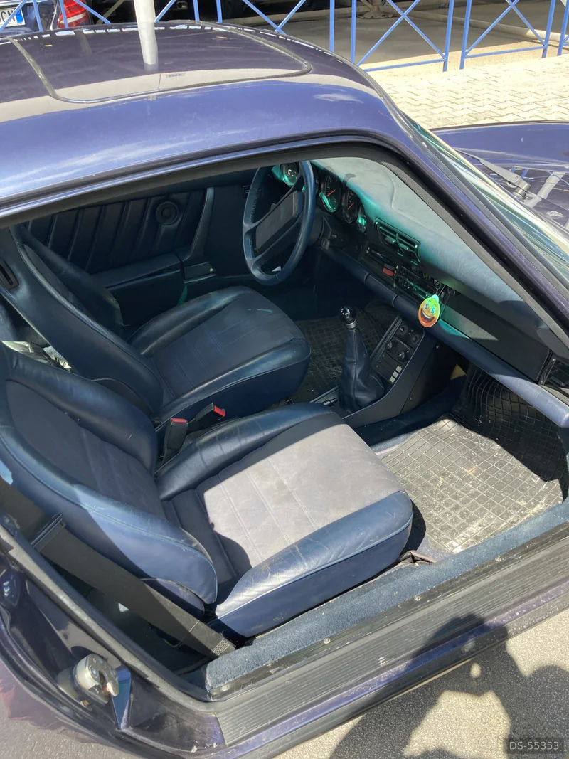 1986 Porsche 911 Carrera 3.2 in Palermo 3