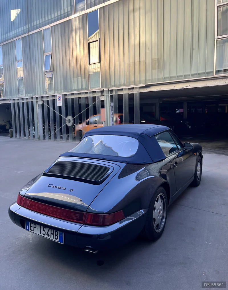 1992 Porsche 964 Cabrio in Milano 3
