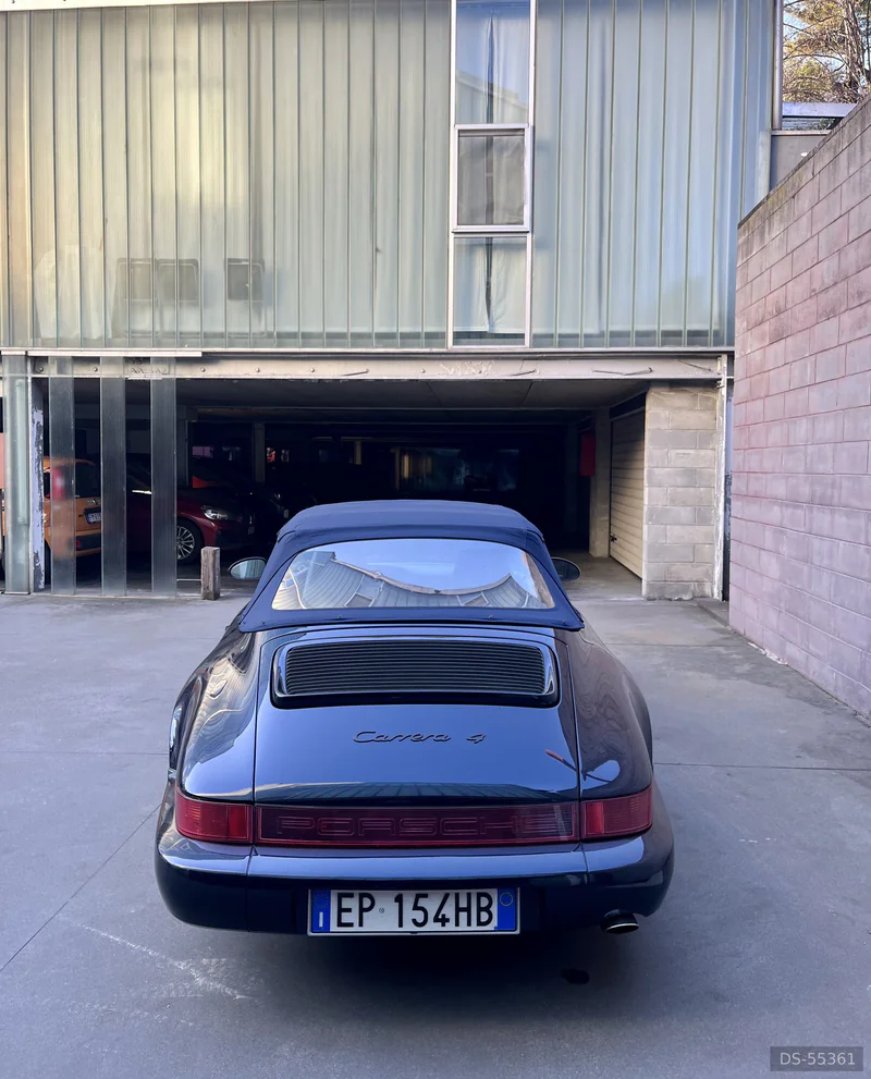 1992 Porsche 964 Cabrio in Milano 4
