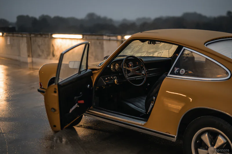 1968 Porsche 911 in London 3