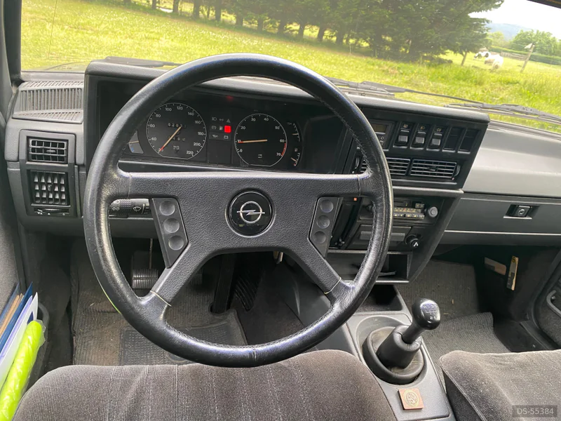 1984 Opel Rekord in Alsasua 4