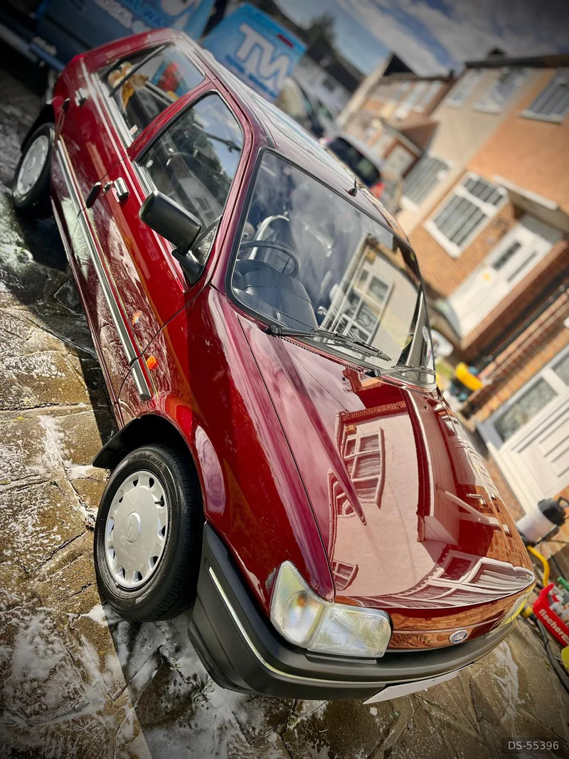 1993 Ford Fiesta Meridian in Brentwood 9