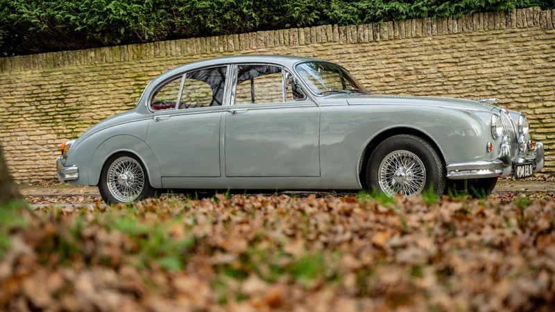 1961 Jaguar Mk2 in Swindon 5