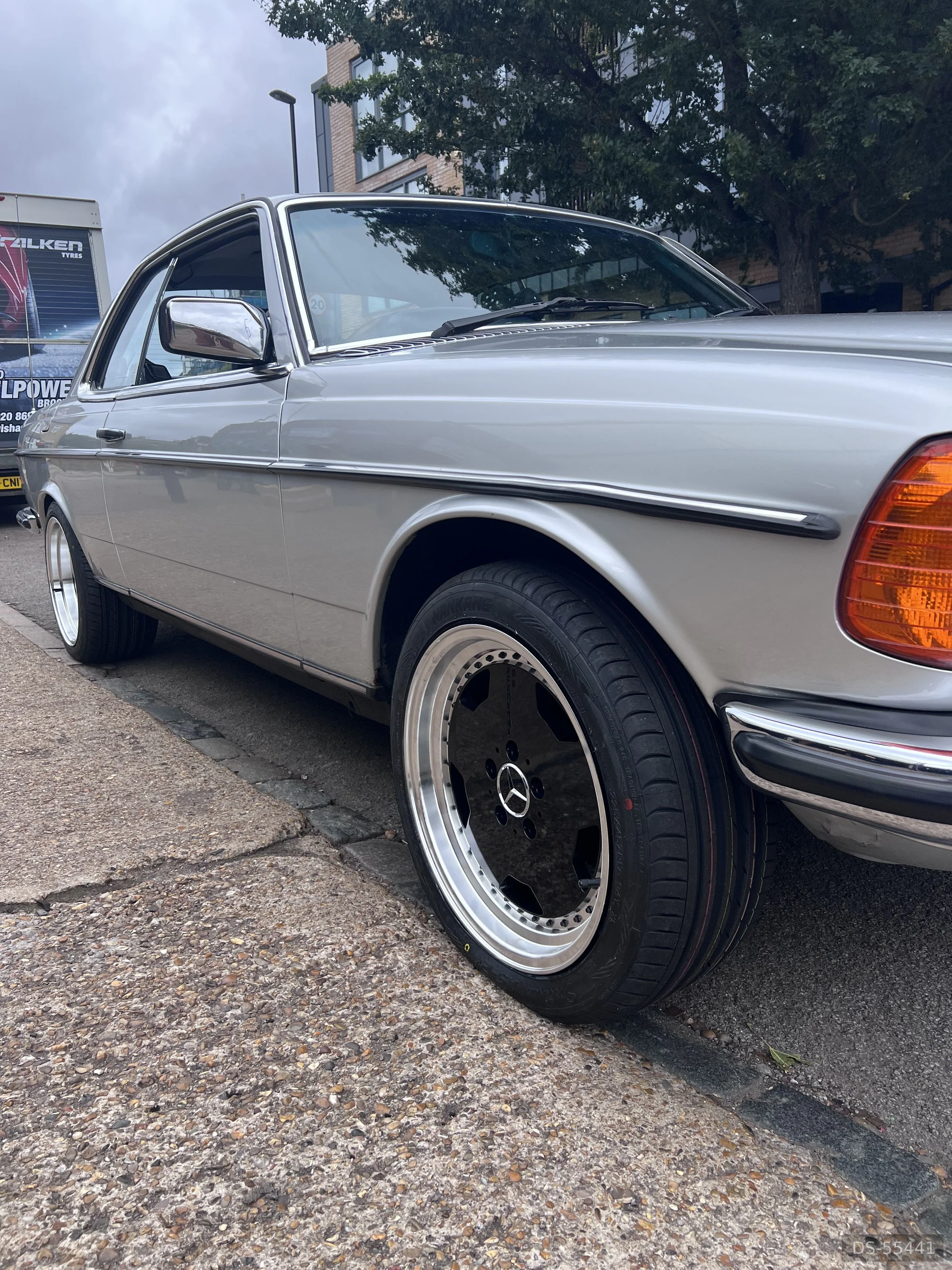 1982 Mercedes-Benz W123 230 Ce