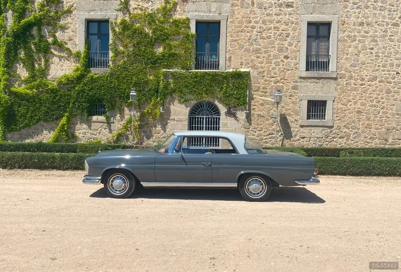 1962 Mercedes-Benz Seb 220 Coupe in Madrid 3