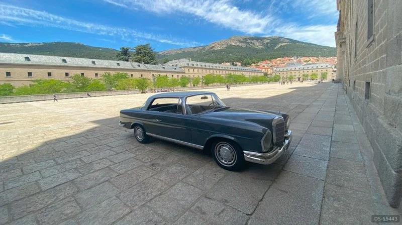 1962 Mercedes-Benz Seb 220 Coupe in Madrid 4