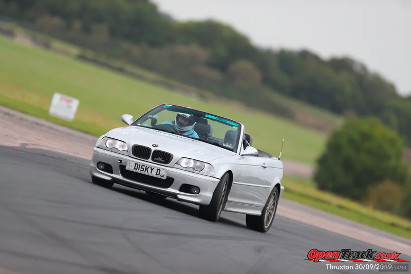 2001 BMW E46 330ci in Cinderford 4