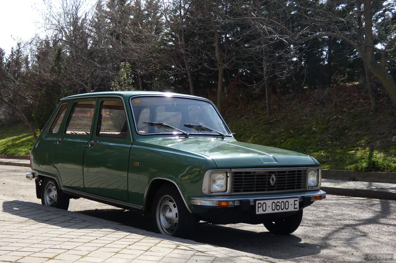 1971 Renault R6 in Alcalá De Henares 3