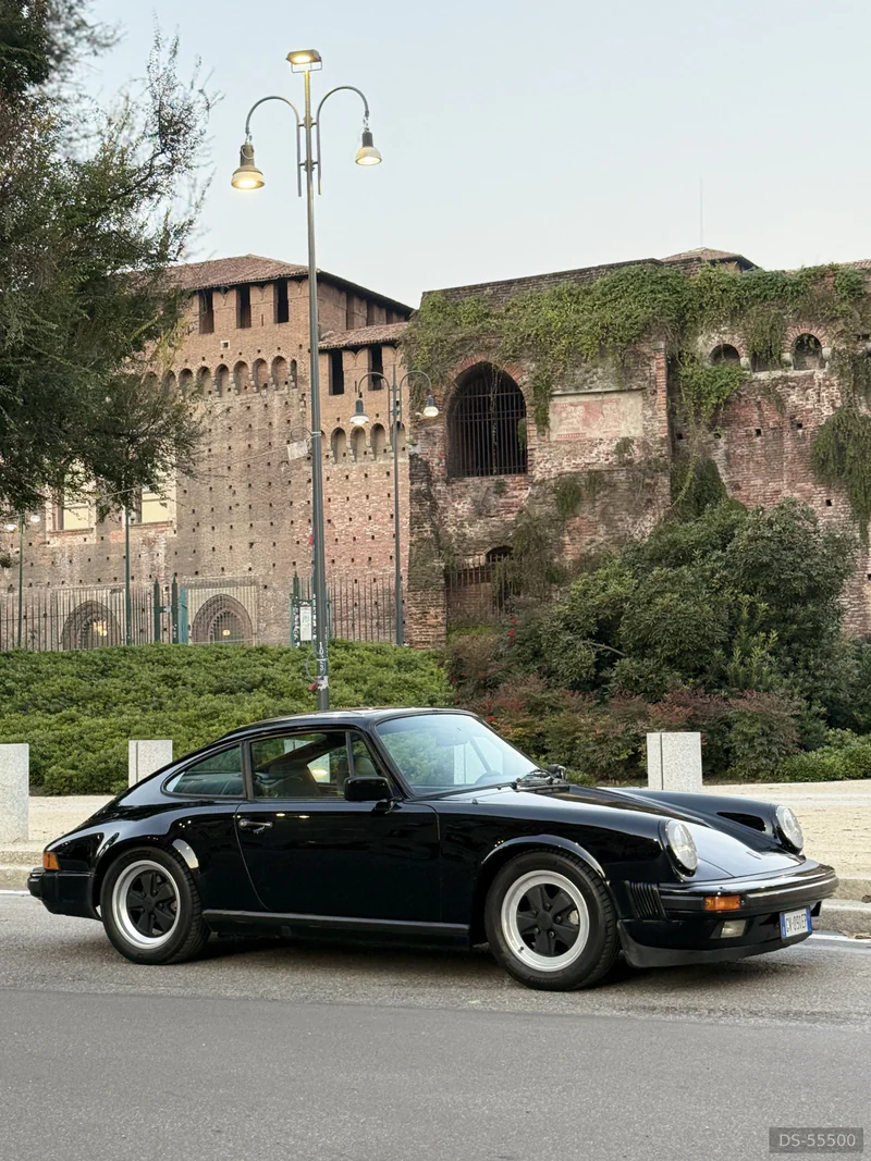 1984 Porsche 911 3.2 in Milano 3