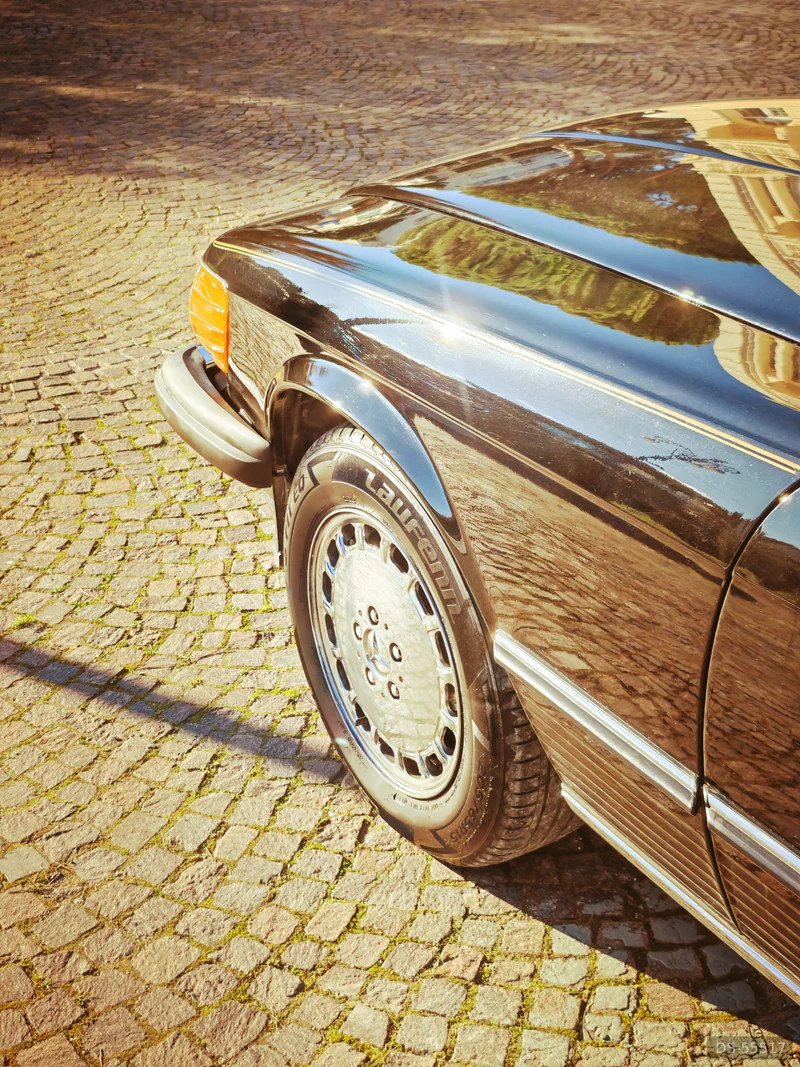 1987 Mercedes-Benz 560 Sl in Cesenatico 3