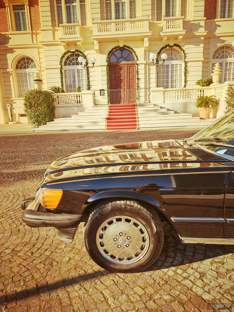 1987 Mercedes-Benz 560 Sl in Cesenatico 4
