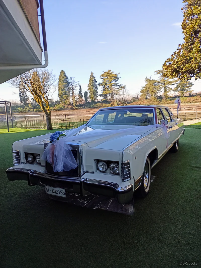 1977 Lincoln Continental in Crescentino