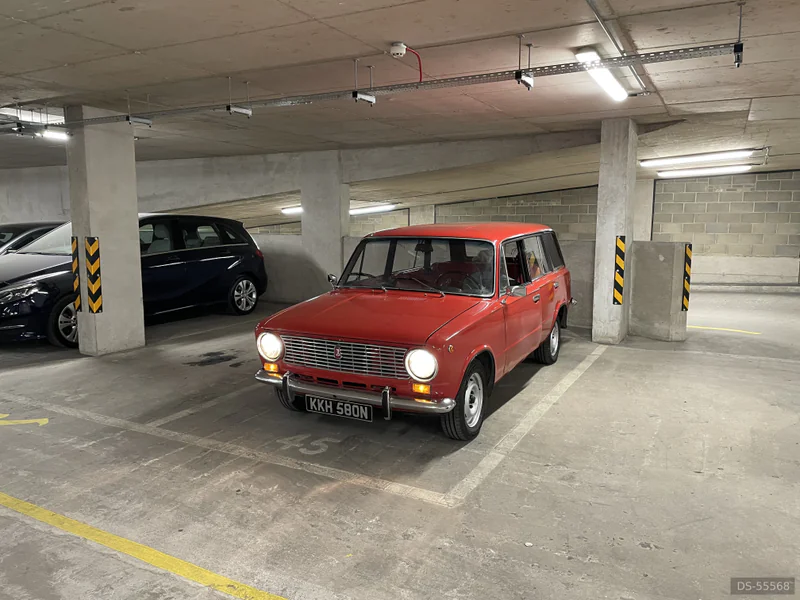 1975 Lada 1200 in Shepperton 12