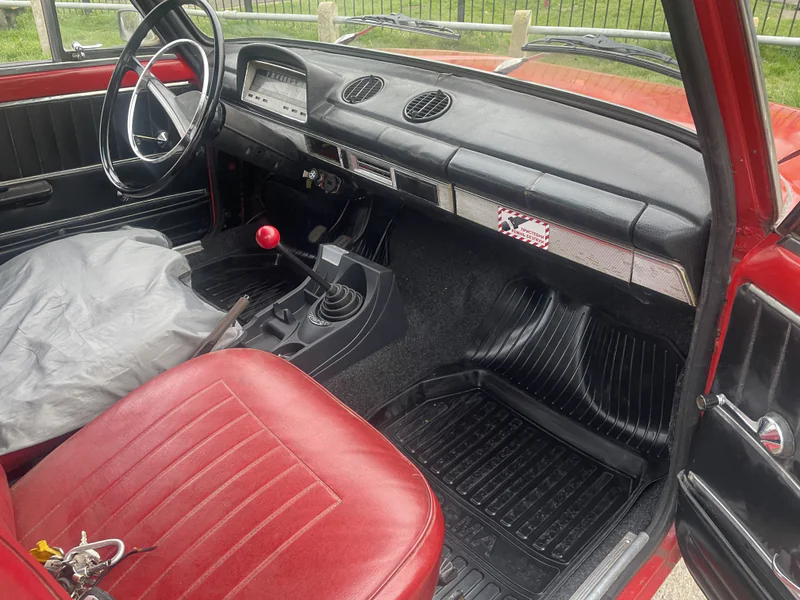 1975 Lada 1200 in Shepperton 8