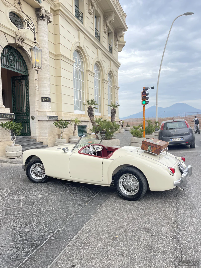 1957 MG Mga in Napoli 2