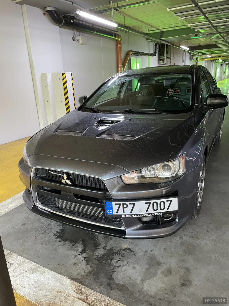2011 Mitsubishi Lancer Evo X in Plzeň 5