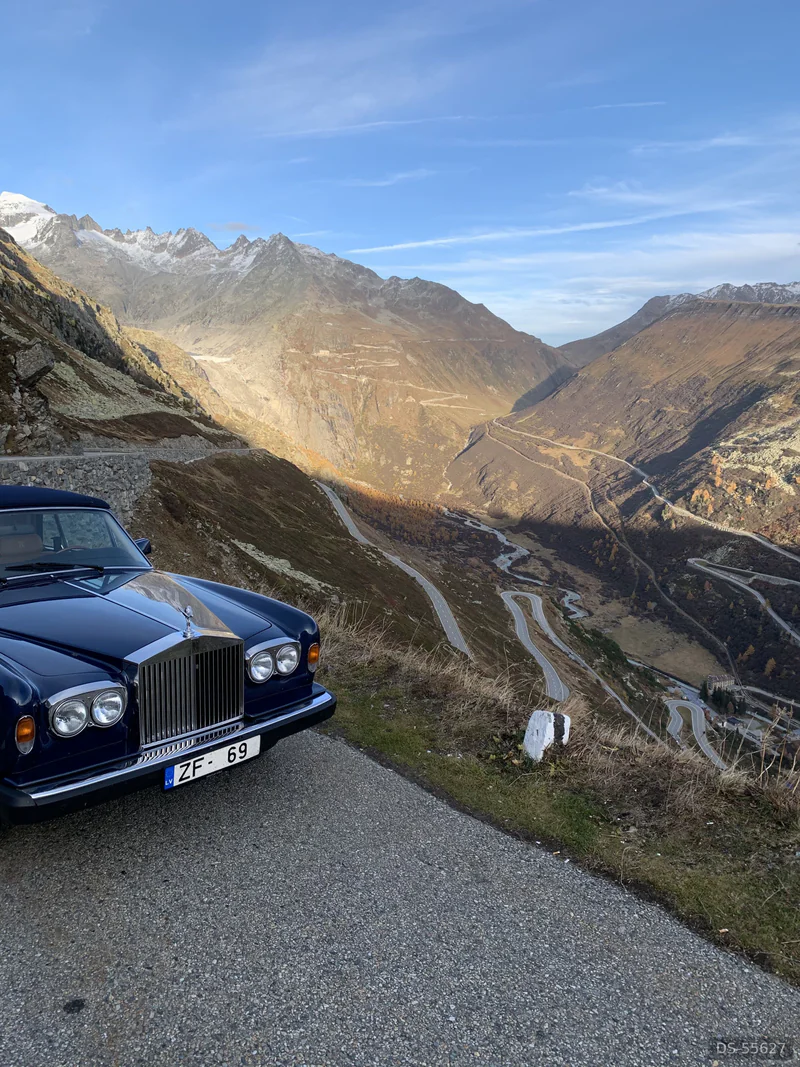 1986 Rolls-Royce Corniche Convertible in London 6