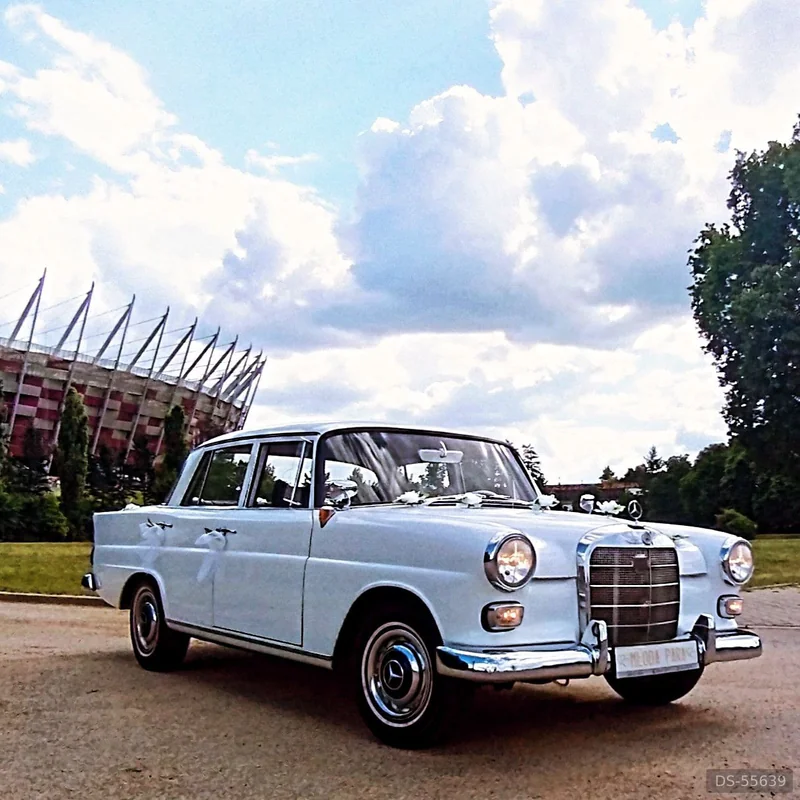 1963 Mercedes-Benz W110 in Warszawa 3