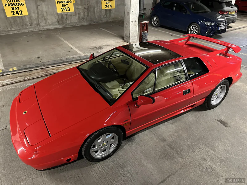 1992 Lotus Esprit Turbo SE Highwing in London 5