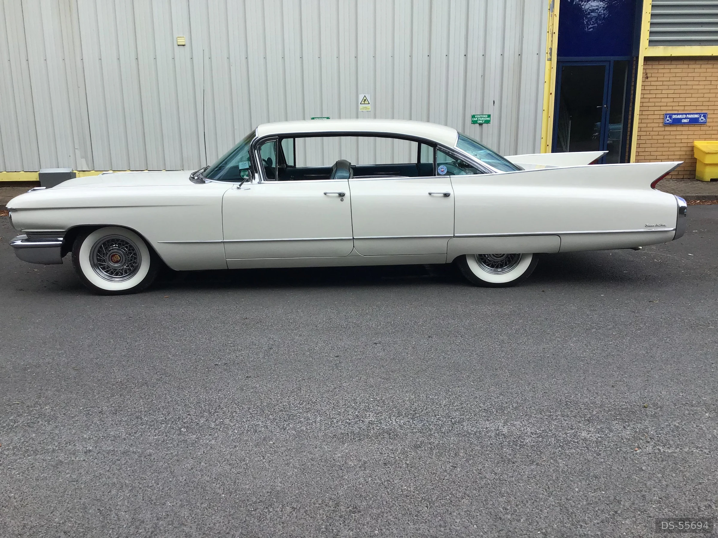 1960 Cadillac Sedan De Ville