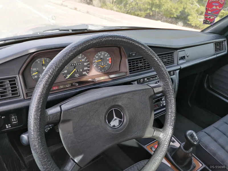 1989 Mercedes-Benz 190e in Murcia 5