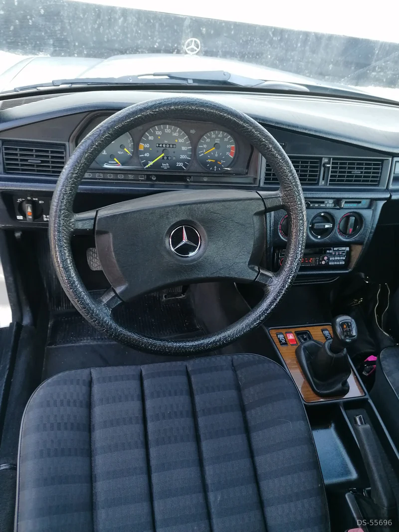 1989 Mercedes-Benz 190e in Murcia 6