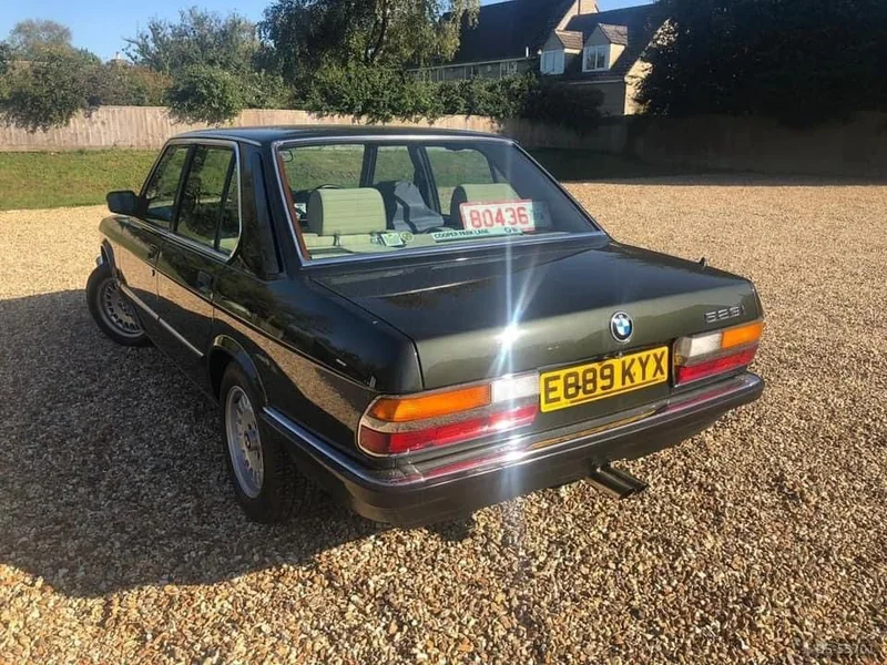1987 BMW E28 528i in Plymouth 4