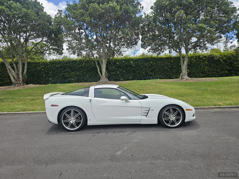 2007 Chevrolet Corvette C6 in Auckland 4