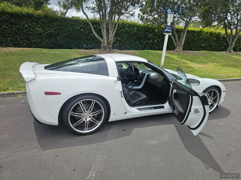 2007 Chevrolet Corvette C6 in Auckland 5