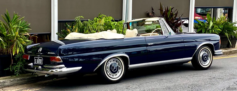 1965 Mercedes-Benz 220 SE Cabriolet in Brisbane 4
