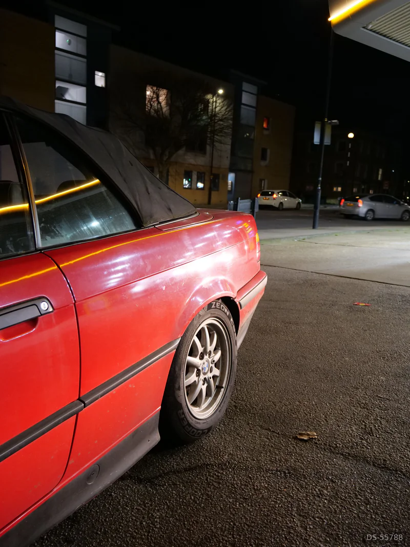 1996 BMW 318i in London 2