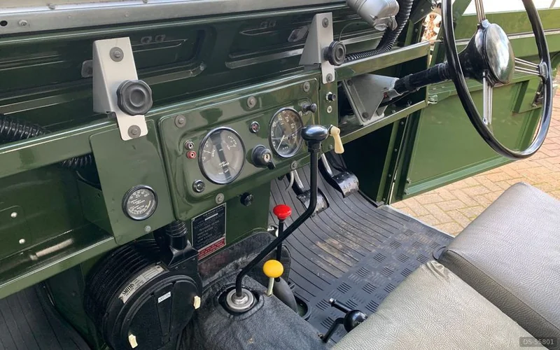 1969 Land Rover Series 2a 109 in Ashtead 2