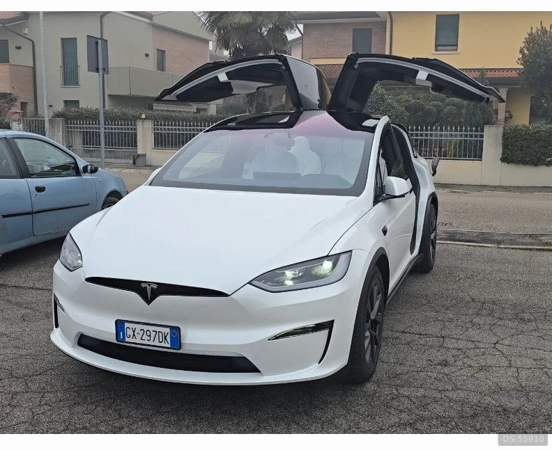 2024 Tesla Model X in Monselice 2