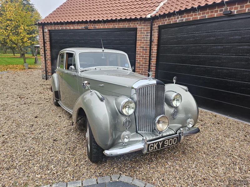 1949 Bentley Mkvi in Retford 2