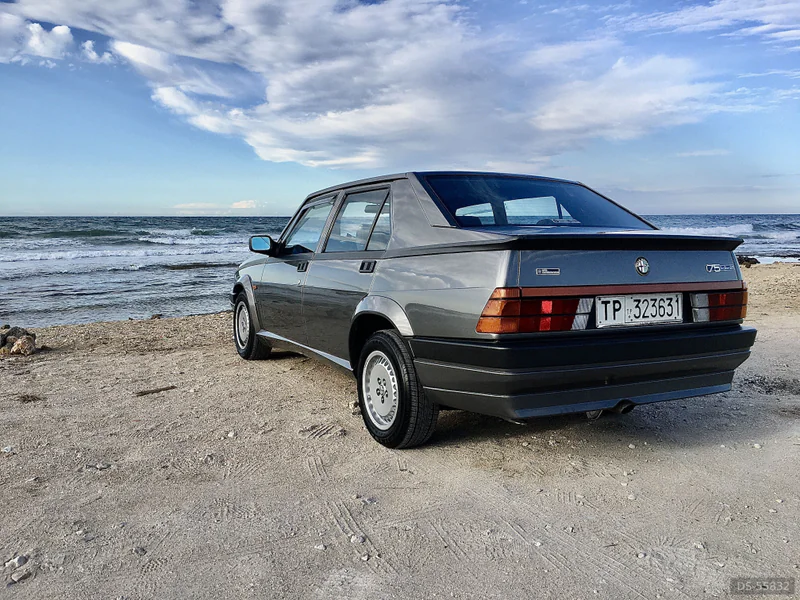 1988 Alfa Romeo 75 Twin Spark in Santeramo In Colle 3