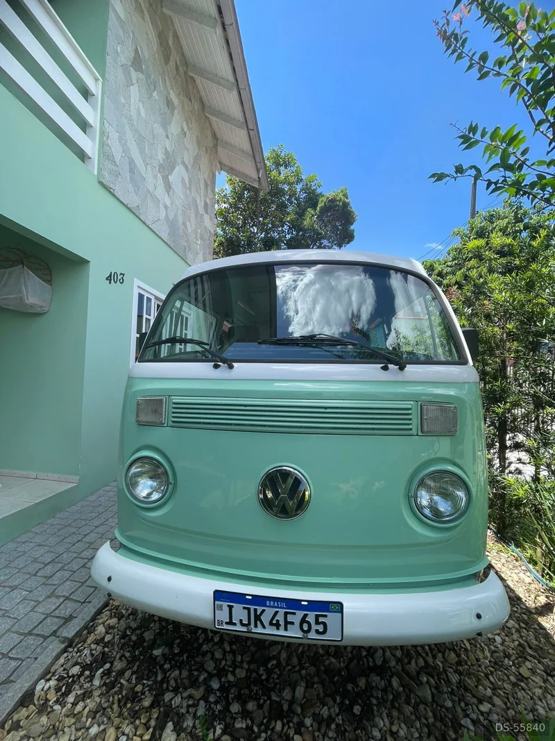 2000 Volkswagen 2000 in Joinville 7