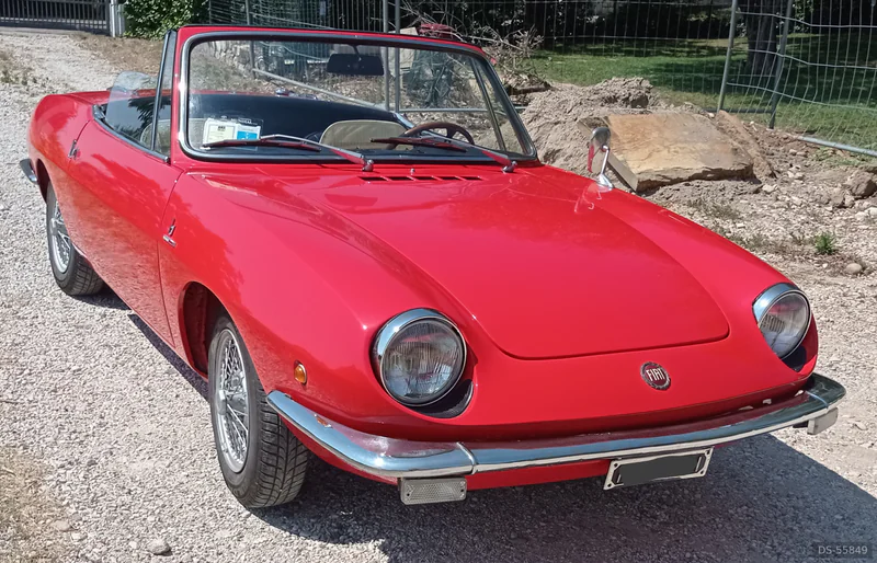 1968 Fiat 850 Sport Spider in Costermano Sul Garda 8