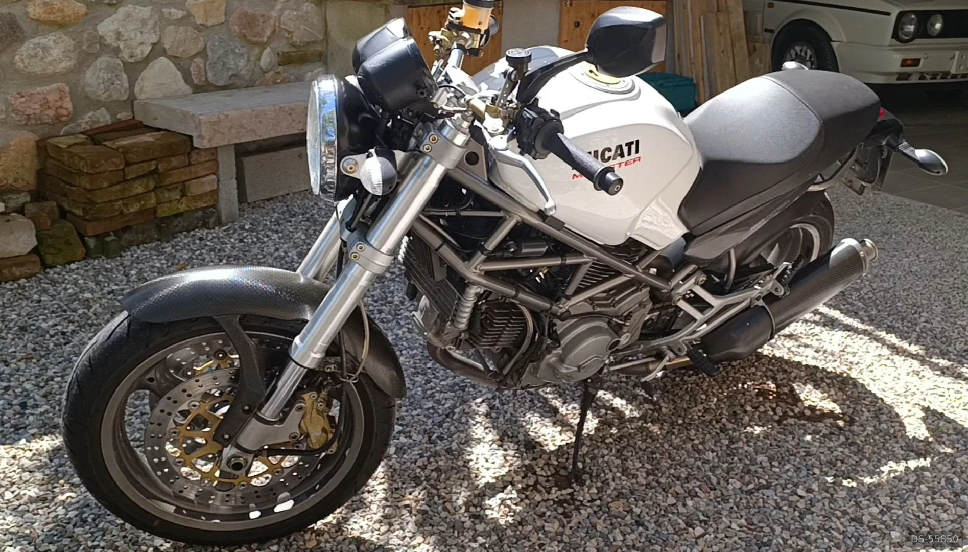 2000 Ducati Monster
