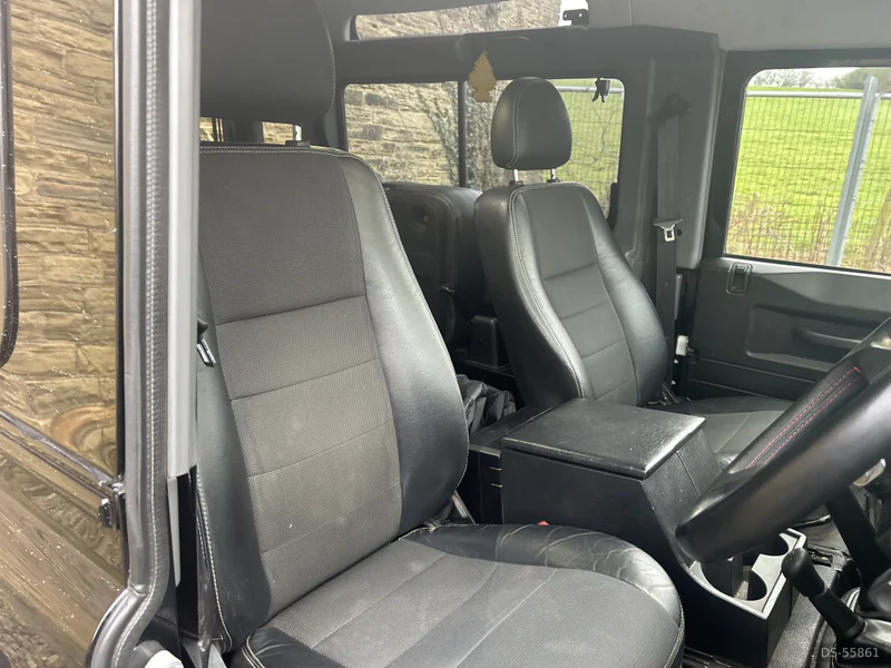 2013 Land Rover Defender 90 in Leeds 4