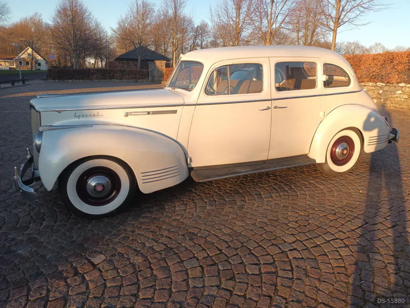 1941 Packard 1900 in Kjellerup 2