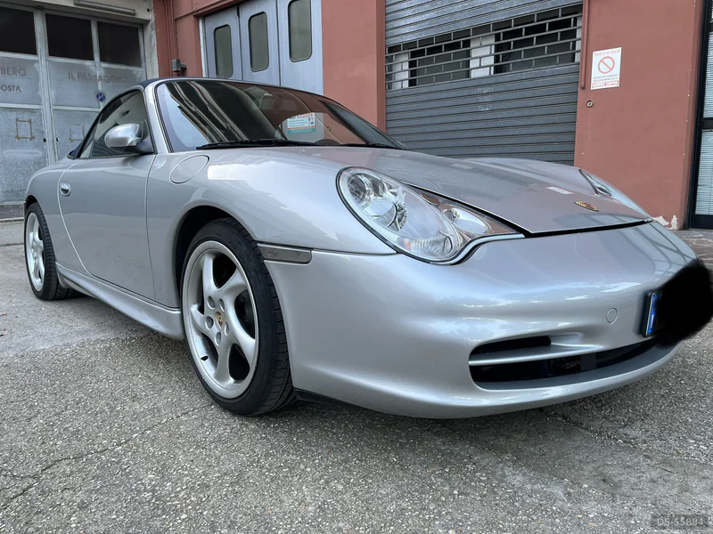 2003 Porsche 996 Cabriolet in Pescara 4