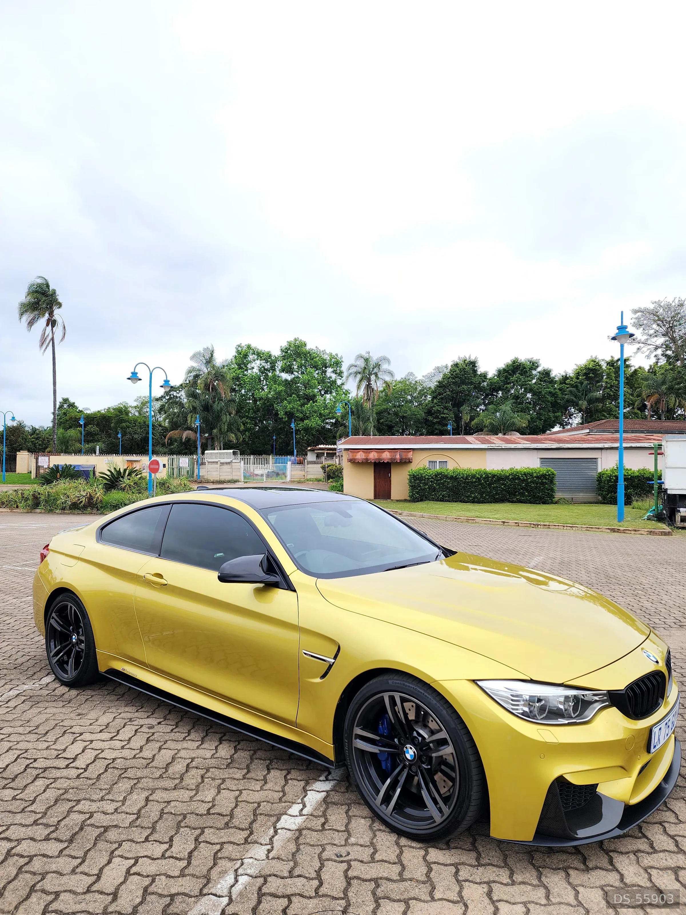 2016 BMW M4