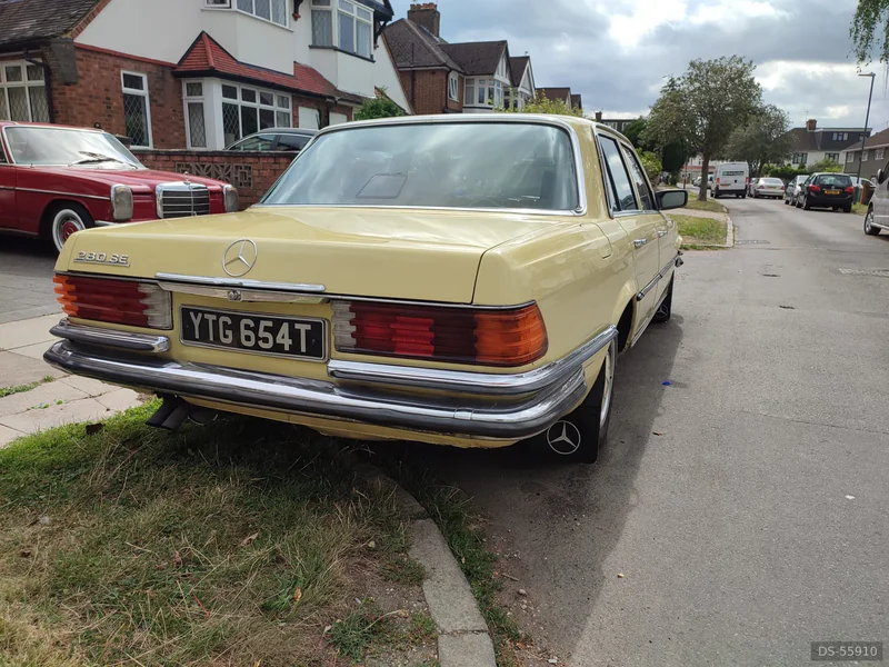 1979 Mercedes-Benz 280se in London 5