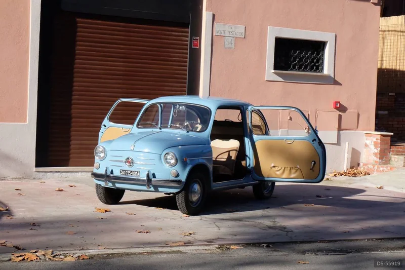 1960 Fiat 600d in Roma 1