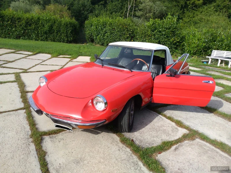 1972 Alfa Romeo 2000 Spider in Potenza 2