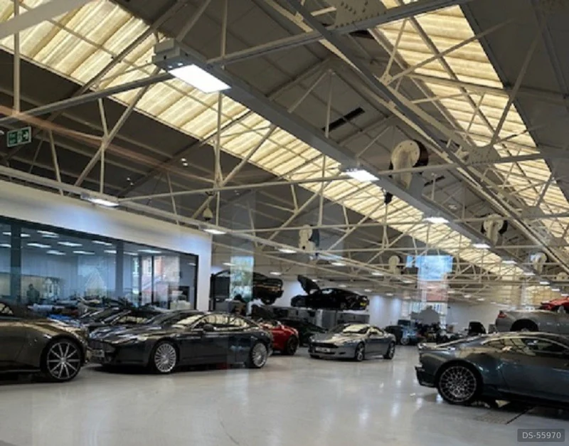 2008 Aston Martin Db9 in Newport Pagnell 3